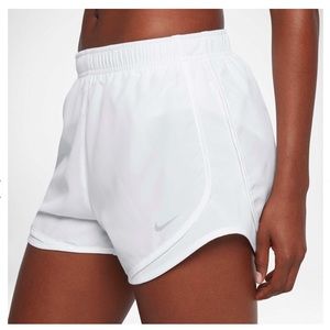 Nike White Shorts (NEW) feel free to make offers!